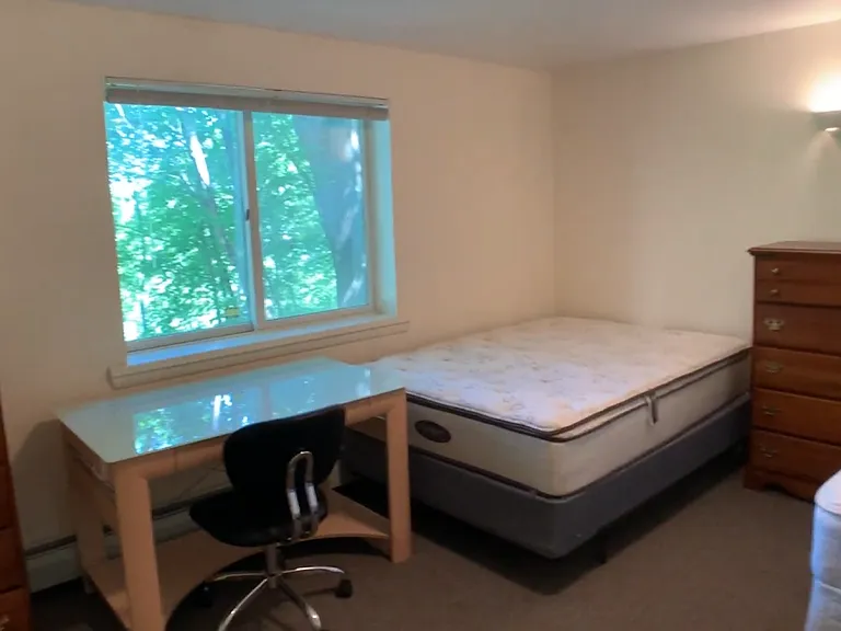 114 Highland Pl #1 — Photo 5
