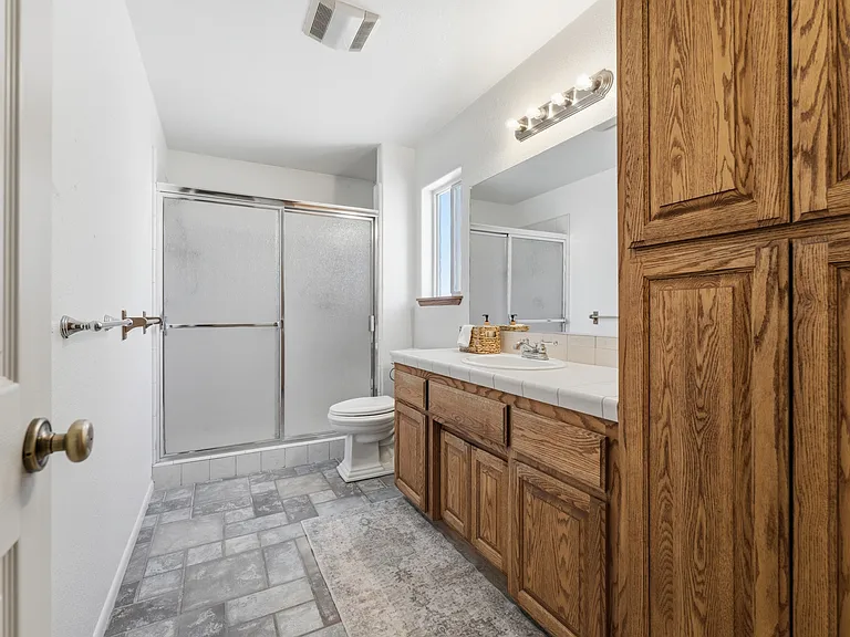 23440 Mashie Ct — Photo 10