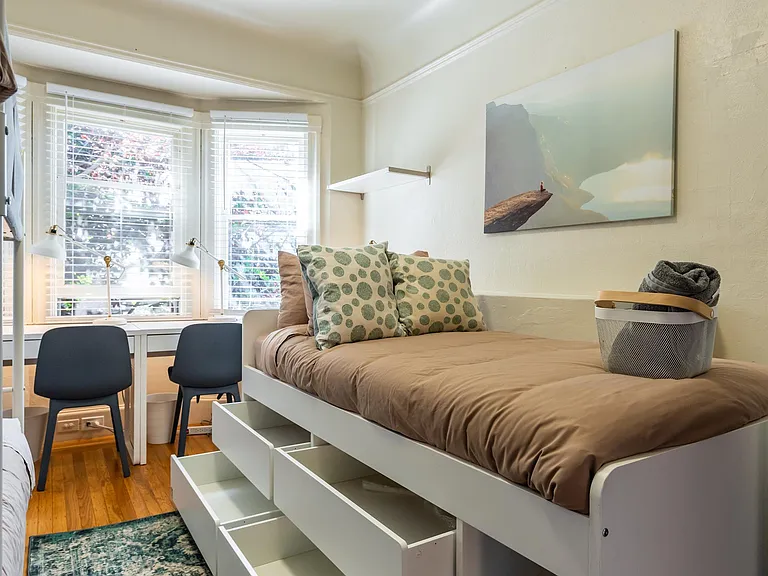 2427 Ellsworth St — Photo 184