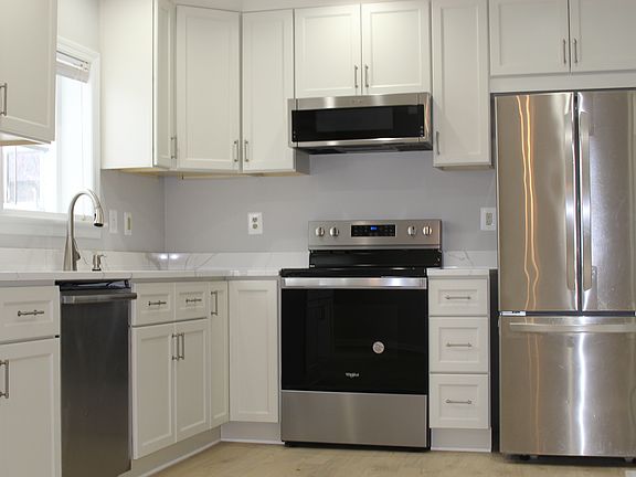 5th image of 2990 Mission Square Dr