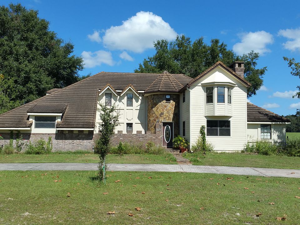 1st image of 447 SW Aviation Dr