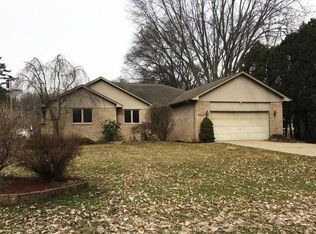53345 Ruann Dr, Shelby Township, MI 48316