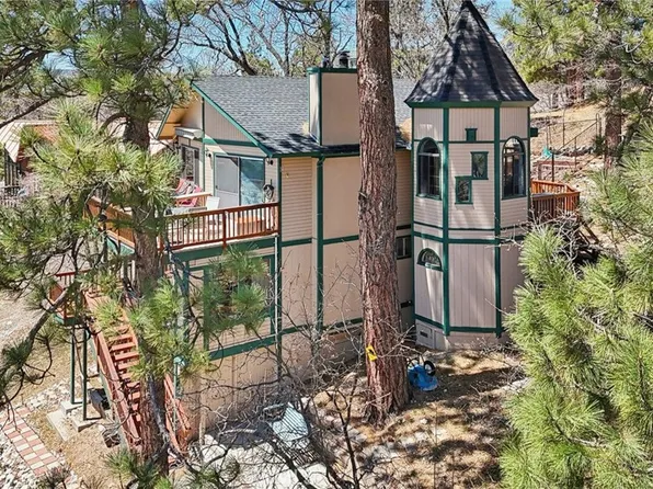 1179 Ridge Rd, Fawnskin, CA 92333