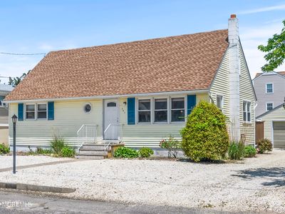 307 W 15th Street, Ship Bottom, NJ, 08008