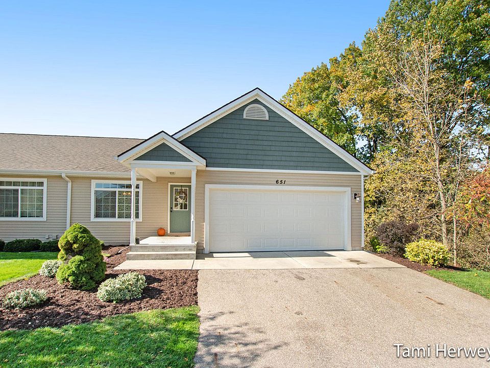 1st image of 651 Oriole Ct #41