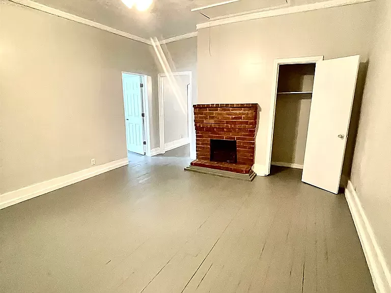 23 Walker St — Photo 16