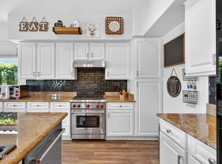1881 E COMMERCE Avenue, Gilbert, AZ 85234