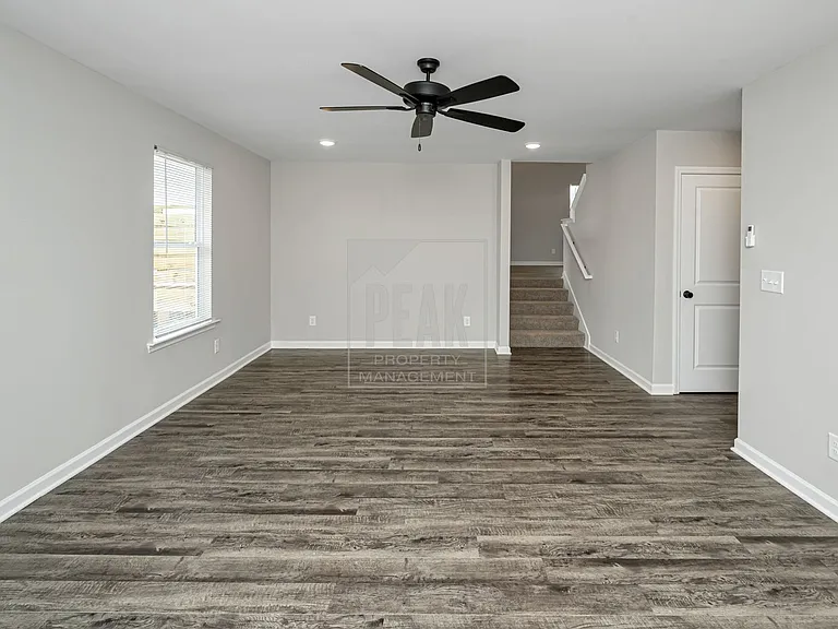 390 Woodland Cir — Photo 24