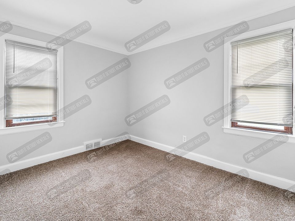8891 Whitcomb St, photo 5