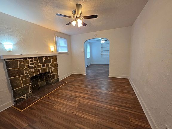 3rd image of 703 Waddell Ave