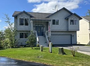 13216 Fullenwider Cir, Eagle River, AK 99577