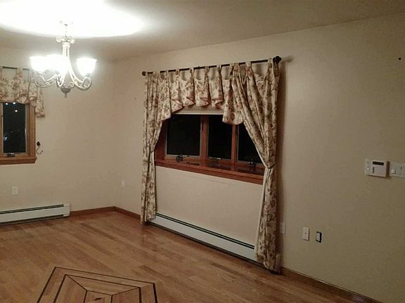 5th image of 236 Southwoods Dr