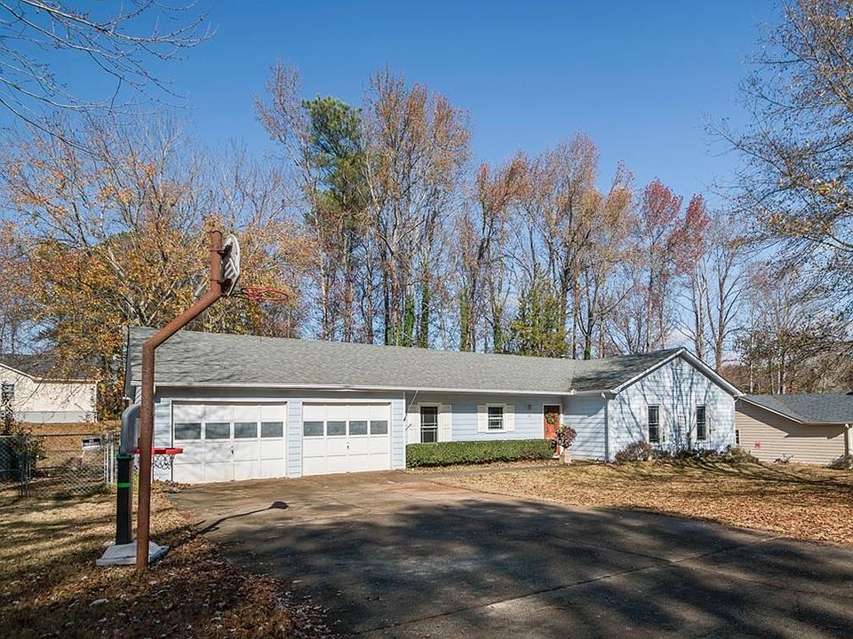 1st image of 605 Wayside Dr