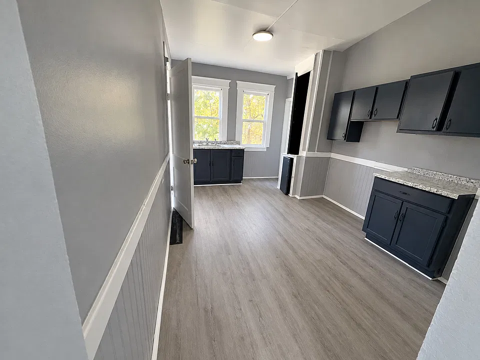 337 & 337.5 Shonnard St #2