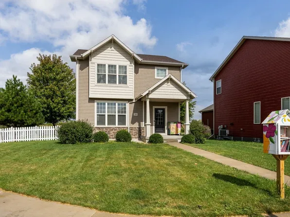 1142 Okeeffe Ave, Sun Prairie, WI 53590