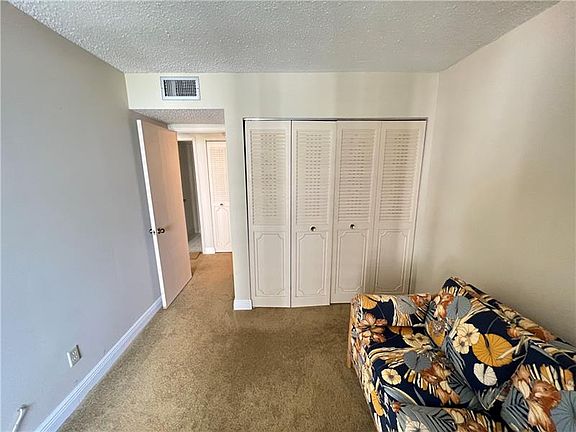 4th image of 1440 Brickell Bay Dr APT 606