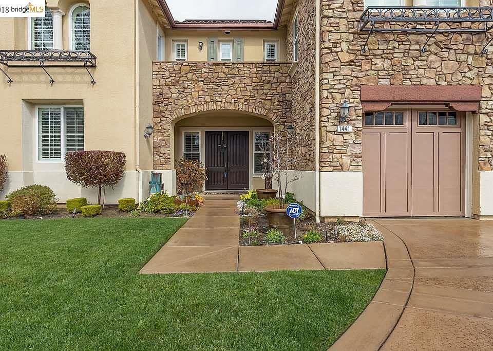 2nd image of 1441 Irongate Ct