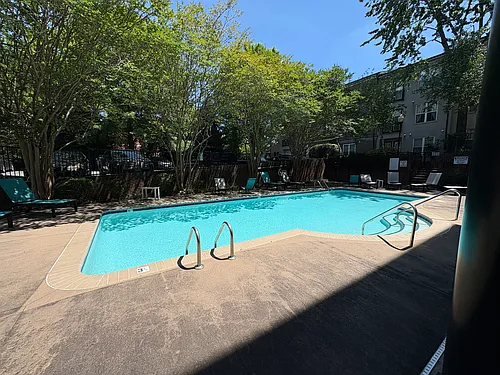 765 Walker Sq #4C Photo 1
