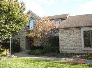 2393 Cove Point Ct, Powell, OH