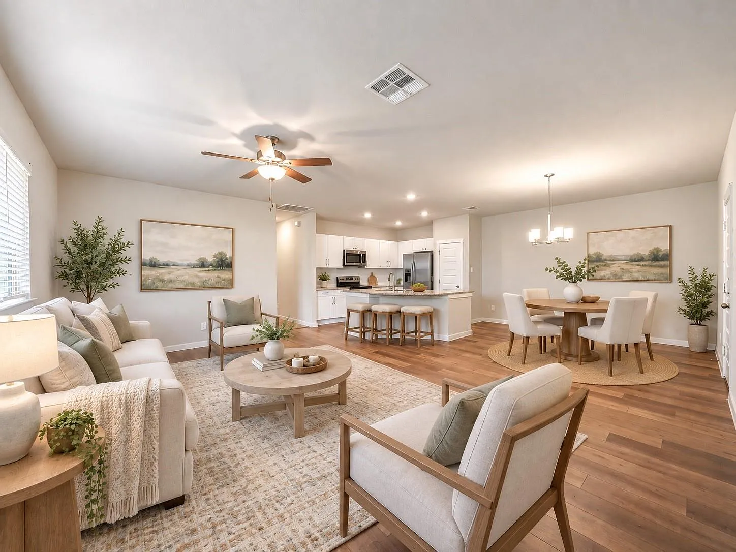 3 bed, 2.0 bath, 1356 sqft, $1,795 — Photo 2