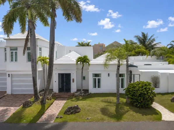 16 Calle Palma De Coco, Dorado, PR 00646