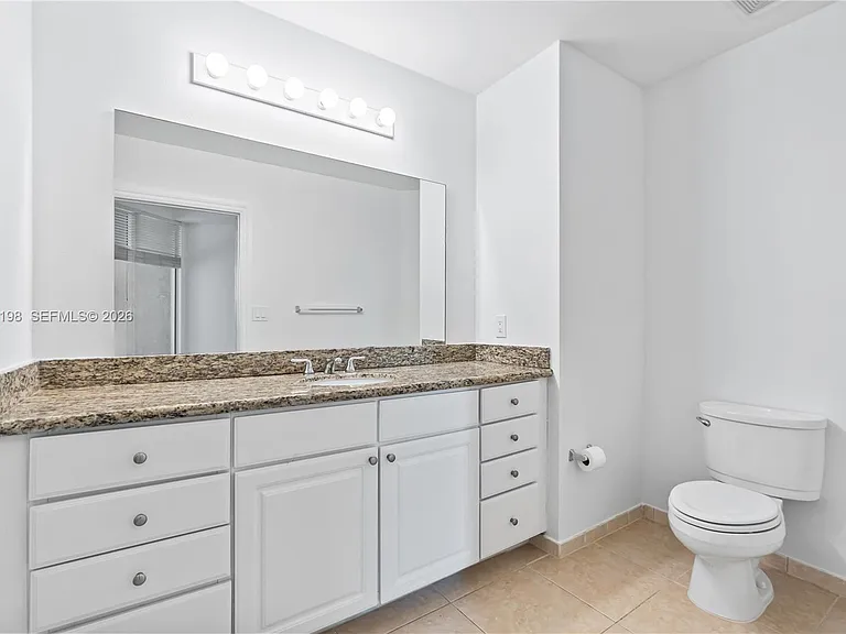3001 NE 185th St #716 — Photo 45