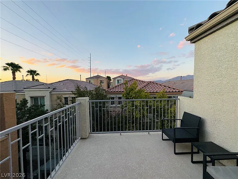 9160 Dimpled Ct — Photo 17