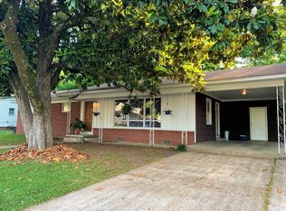 711 Lumpkin Ave, Tupelo, MS 38801