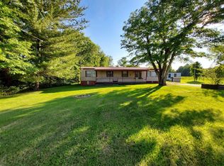 165 Flat Rock Rd, Breeding, KY 42715