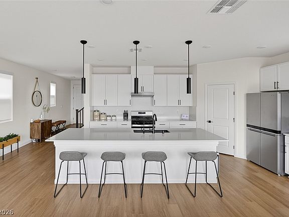 3rd image of 10210 Midnight Onyx St