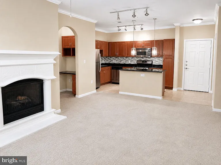 12921 Centre Park Cir #301 — Photo 7