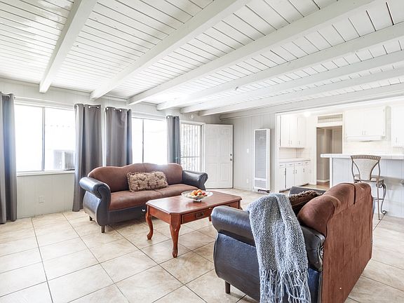5th image of 410 W Avenue J7