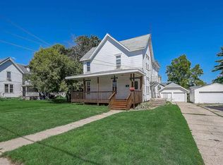 525 S Jackson St, Janesville, WI 53548