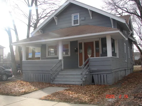 664 Lenox Ave, Waukegan, IL 60085