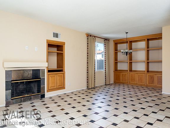 4th image of 3037 Sprucewood Ln