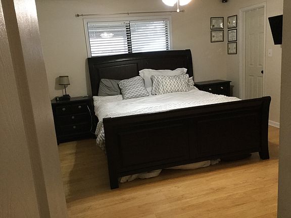 3rd image of 78 Janell Dr