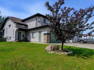 12302 E 107a St, Grande Prairie, AB T8V8K7