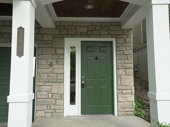2nd image of 562 Empress Ave