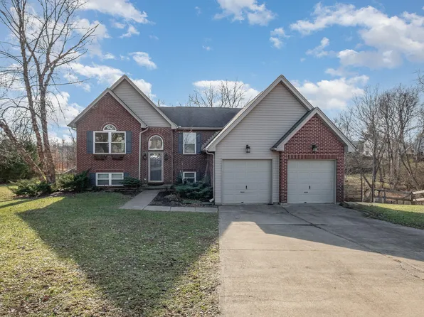 2714 Swaps Ct, Burlington, KY 41005