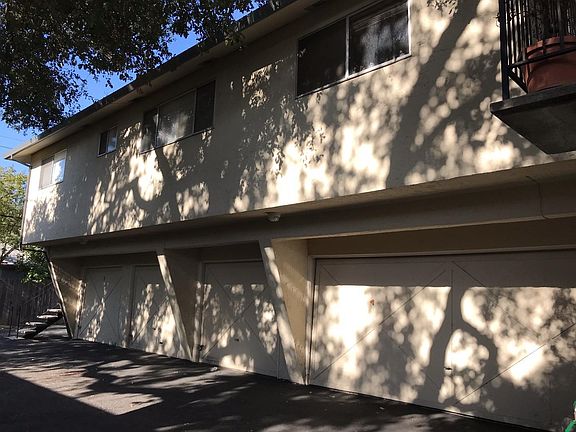 4th image of 318 Elwood St