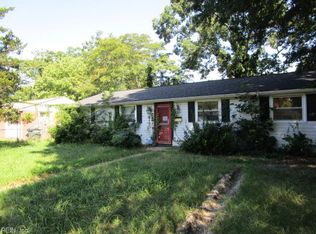 2011 Seward Dr, Hampton, VA 23663