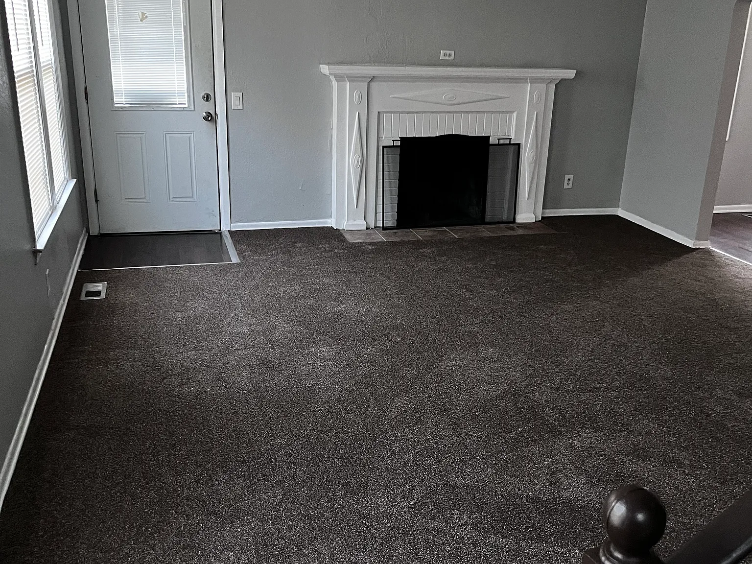 20733 Seminole St — Photo 1