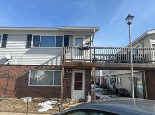 5310 Godfrey Rd APT 34, Godfrey, IL 62035