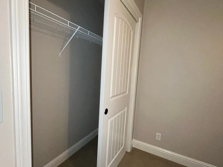 3923 W Jerome Ave — Photo 12