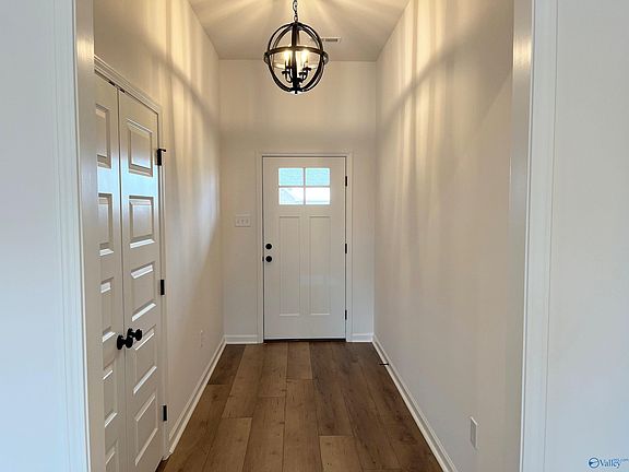 4th image of 119 Parvin Way Dr