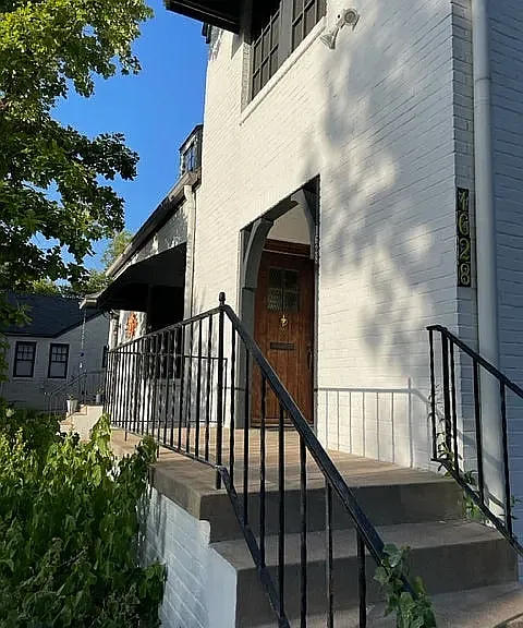 1628 Palma Plz — Photo 4