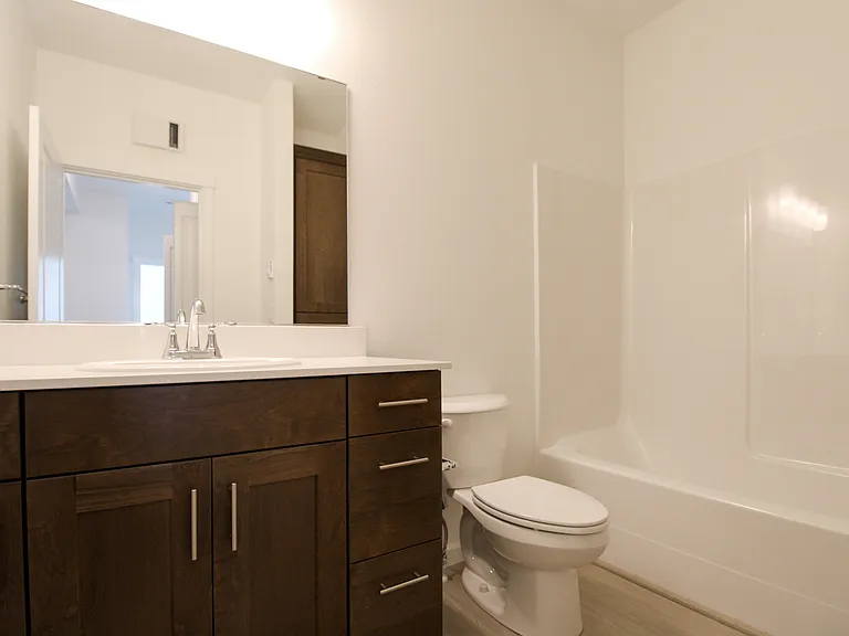 1902 SE Hankel St #14 — Photo 17