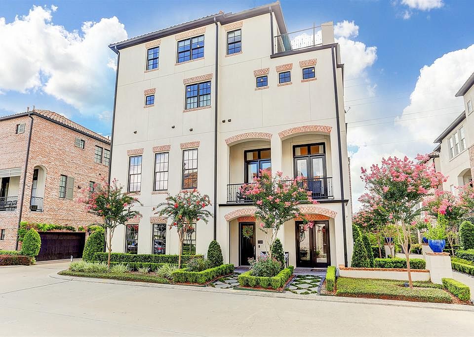 1st image of 1168 Mosaico Ln