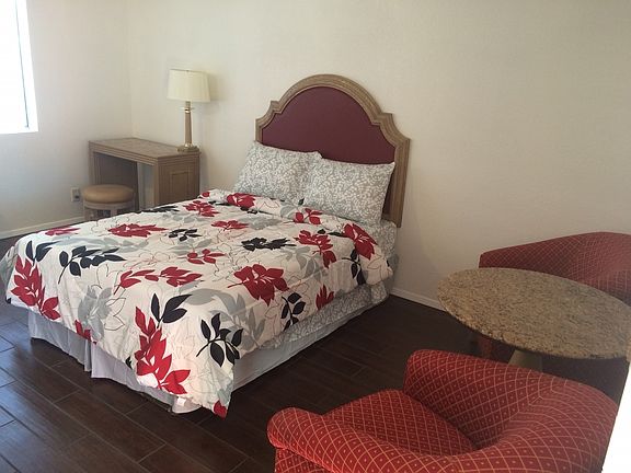 2nd image of 464 Lee Ave