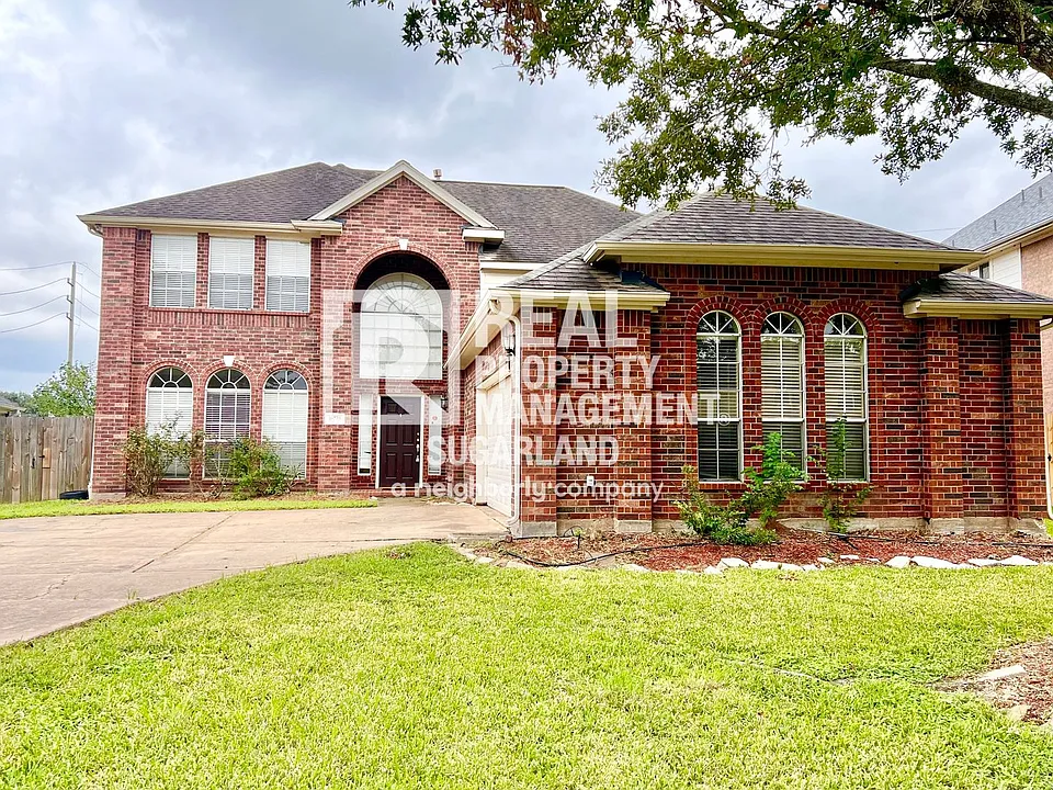 16735 Village View Trl